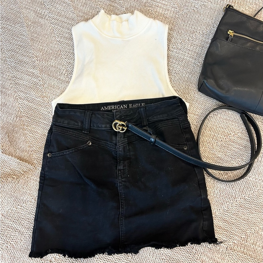 AE next level stretch black Jean skirt